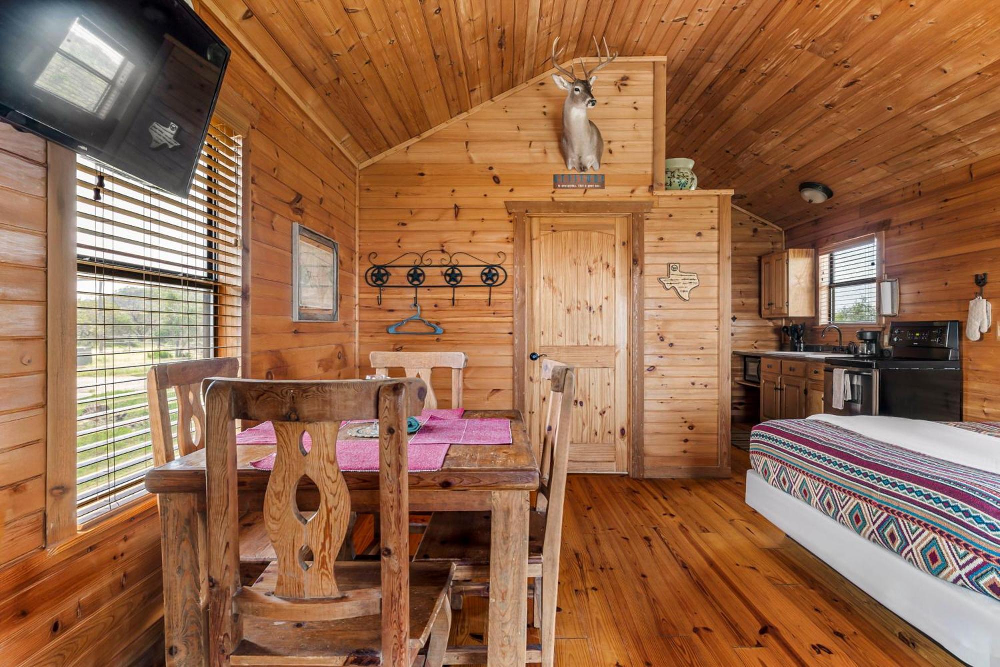 Enchanted Rockview Cabins Crabapple Zimmer foto
